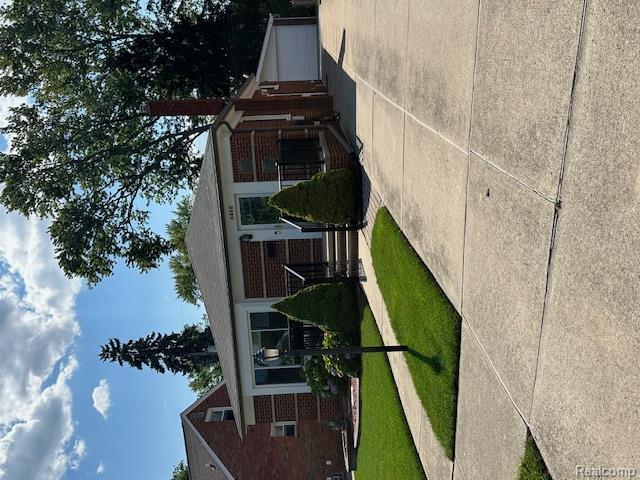 8488 Becker Avenue Avenue, Allen Park, MI 48101 — Photo 2