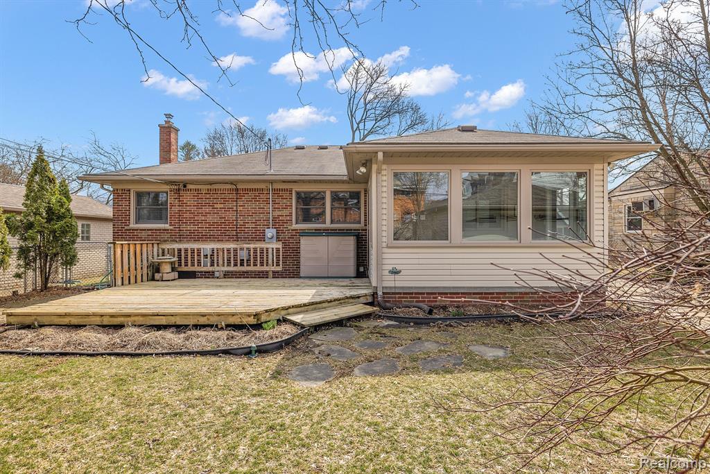 4126 BERKSHIRE Road, Royal Oak, MI 48073 — Photo 33