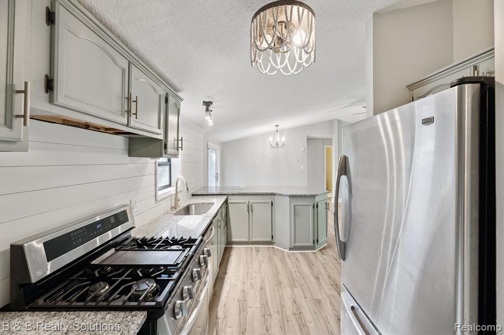 6692 JONES Road, North Branch, MI 48461 — Photo 15