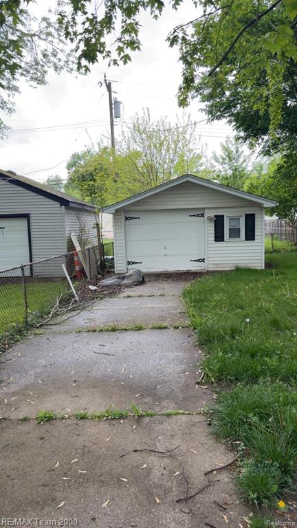 8094 Oak Street, Taylor, MI 48180 — Photo 2