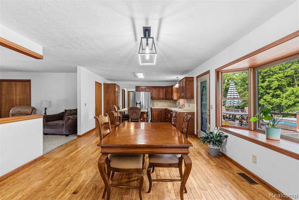 6699 E Lansing Road, Durand, MI 48429 — Photo 12
