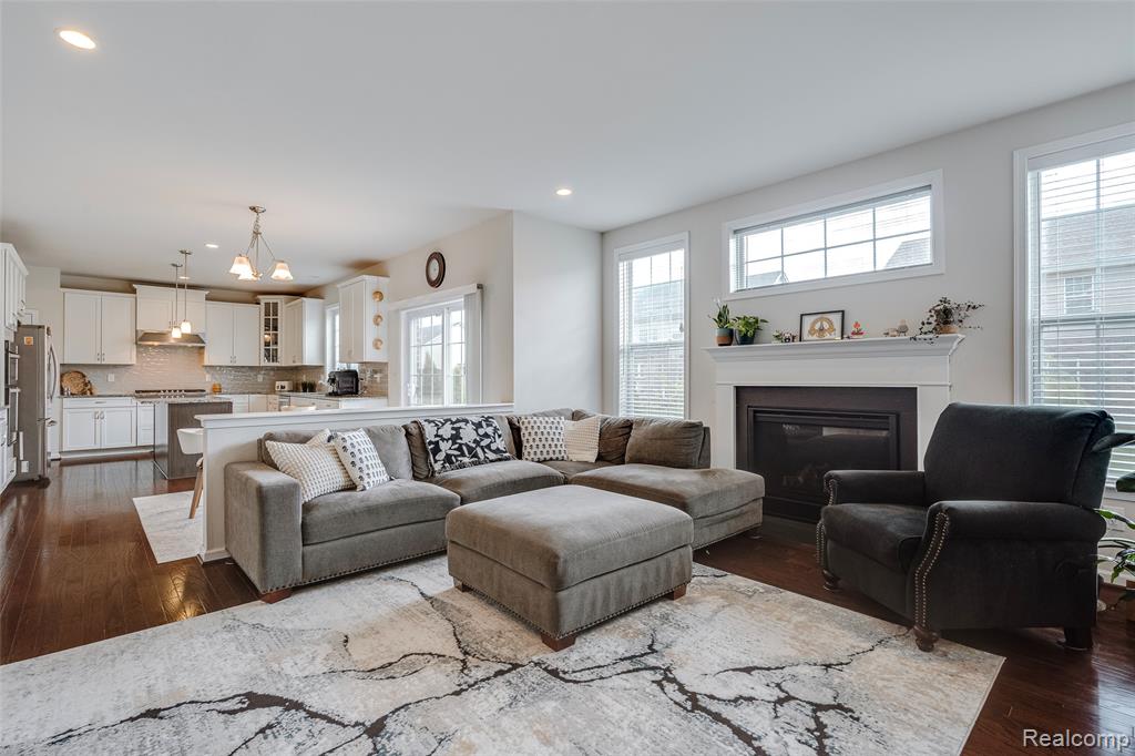 51011 Rockingham Drive, Canton, MI 48188 — Photo 24