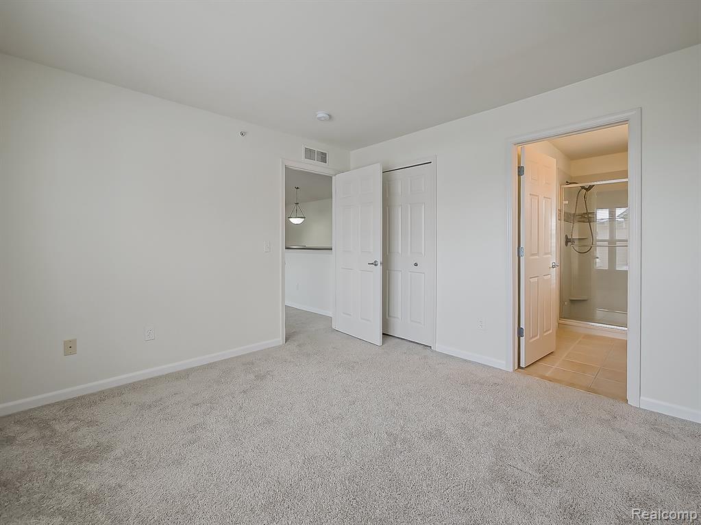245 WRIGHT Street, Wixom, MI — Photo 16
