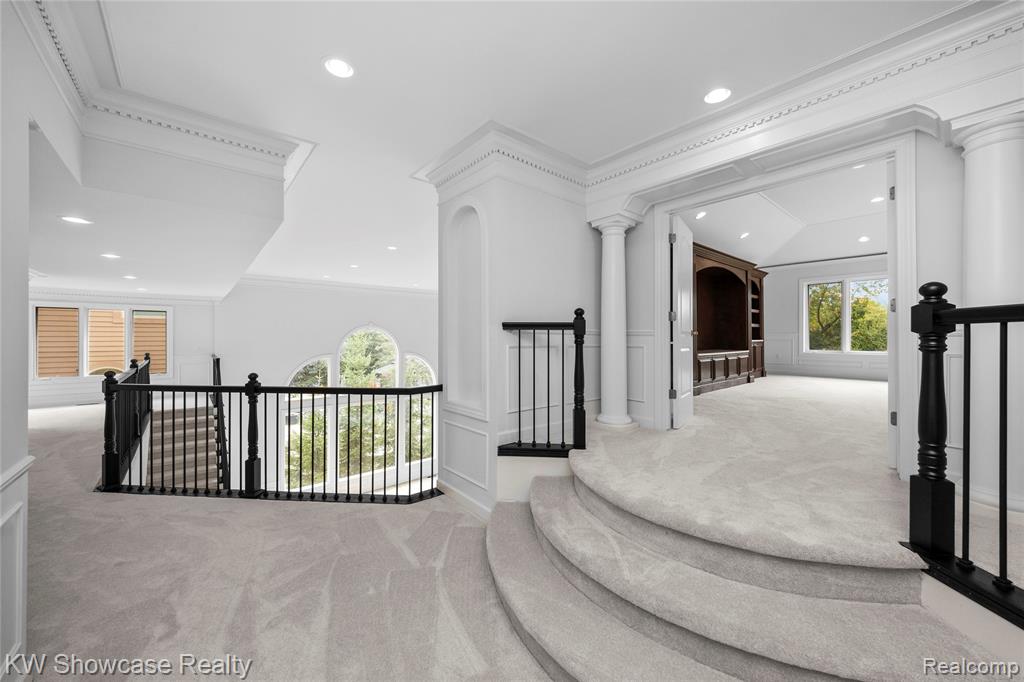 5512 Essex Court, West Bloomfield, MI — Photo 48