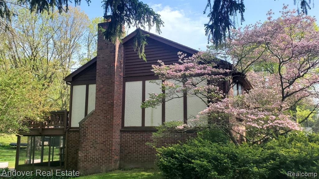 6676 KEITHCREST Drive, Temperance, MI 48182 — Photo 2