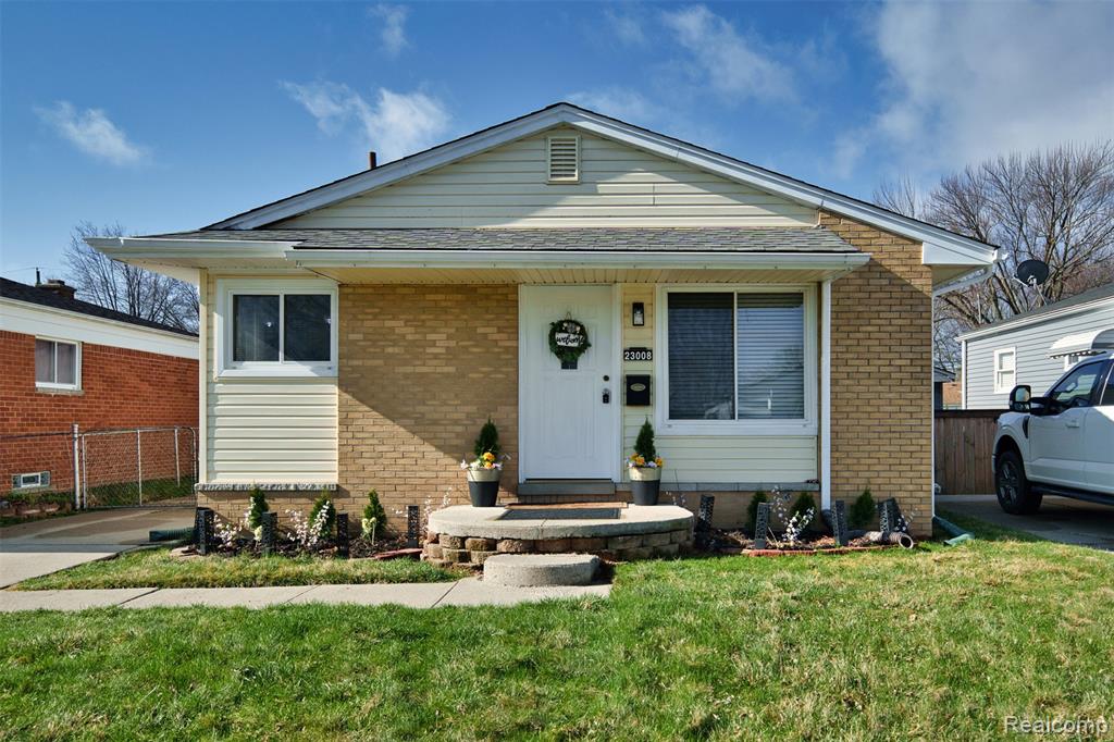 23008 Allor Street, Saint Clair Shores, MI 48082 — Photo 3