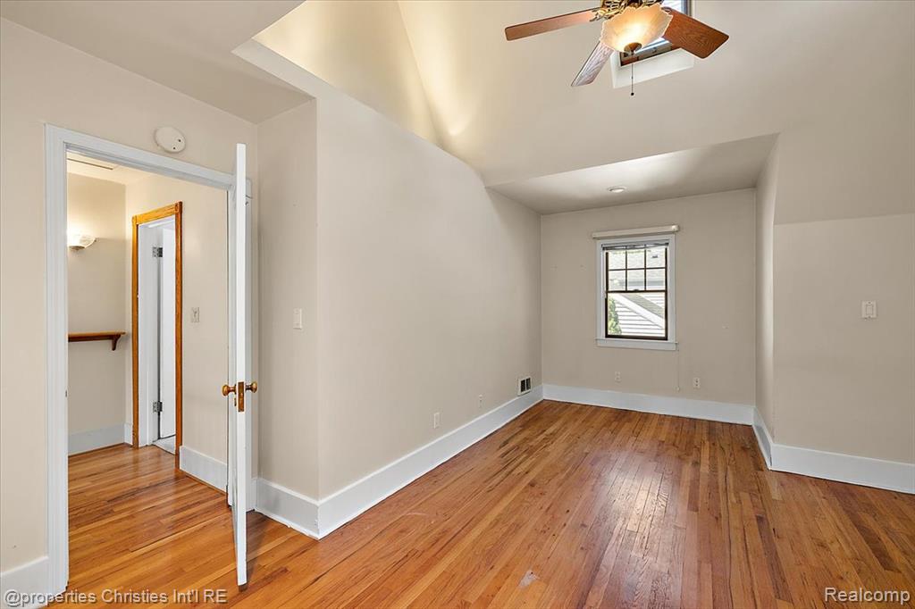 524 Oakland Avenue, Birmingham, MI 48009 — Photo 29