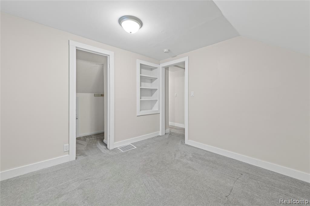 4369 Richalva Court, Waterford, MI 48329 — Photo 16