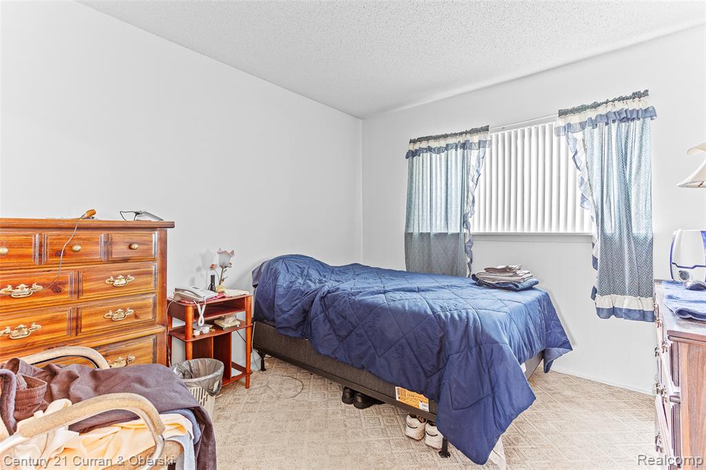 880 Virginia Street, Plymouth, MI 48170 — Photo 15