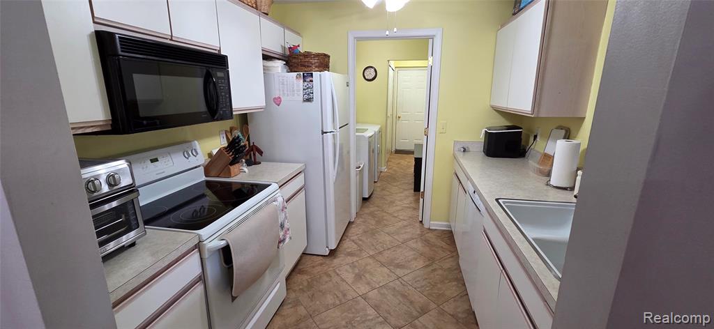 46246 Baldwin Drive, 45, Macomb, MI 48044 — Photo 5
