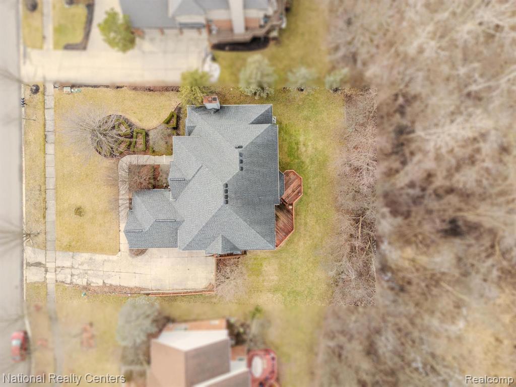 4392 STONEVIEW Drive, West Bloomfield, MI — Photo 83