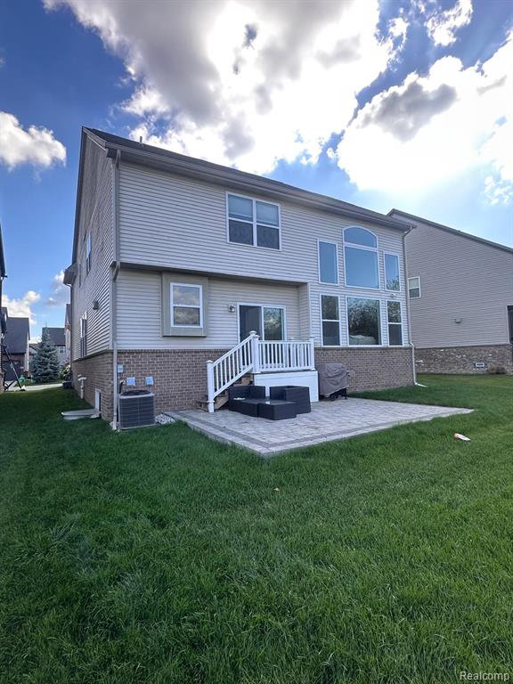 4769 N Stonegate Circle, Lake Orion, MI — Photo 26