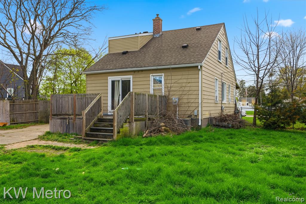 1722 Deering Street, Garden City, MI — Photo 18