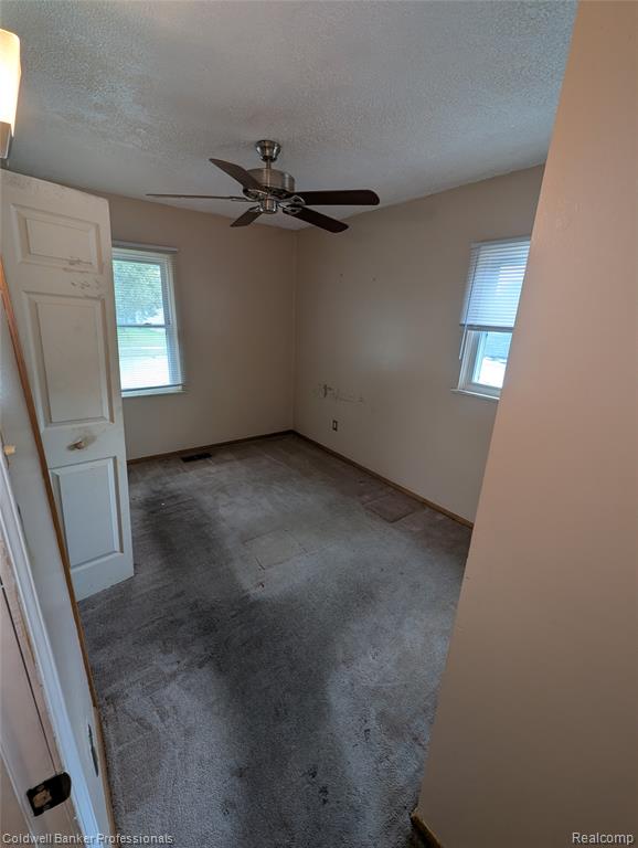 263 N Walnut Street, Mount Clemens, MI 48043 — Photo 24