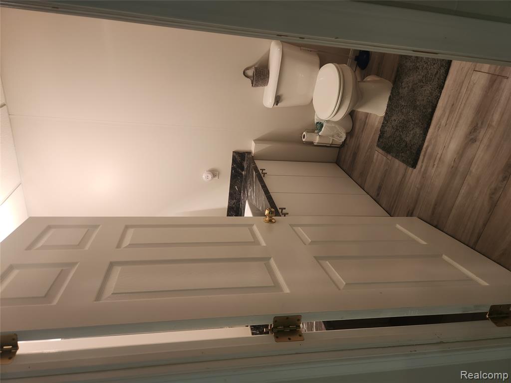 6858 Brockhurst Boulevard, West Bloomfield, MI — Photo 13
