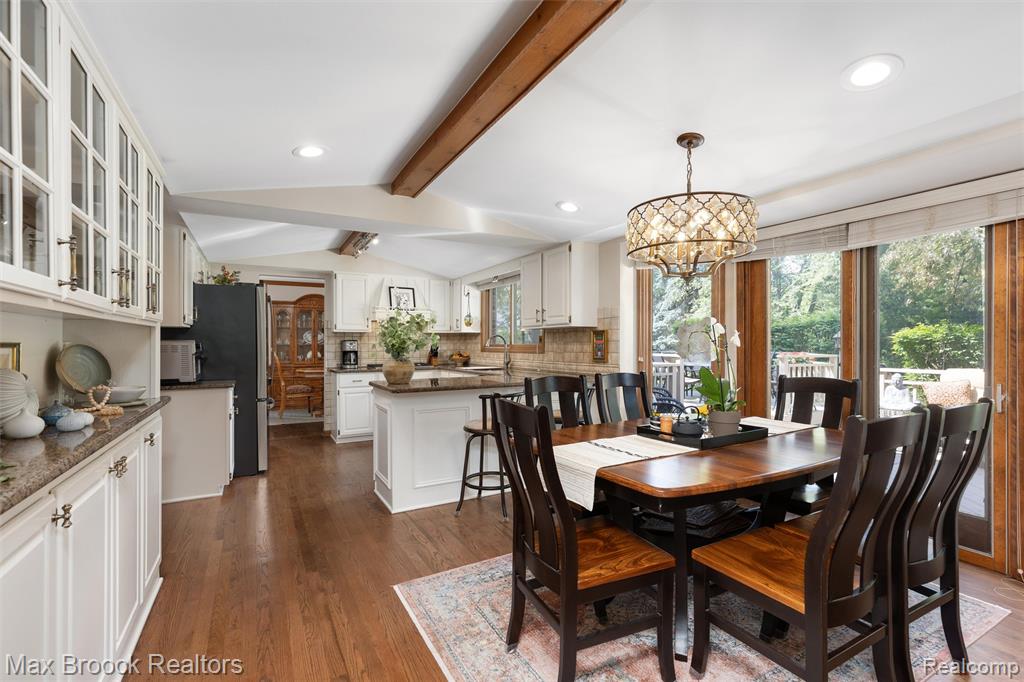 885 Timberline Drive, Rochester Hills, MI 48309 — Photo 21