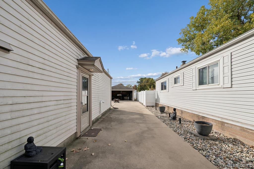 7590 Campbell Street, Taylor, MI 48180 — Photo 41