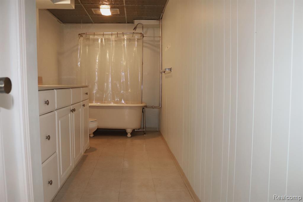 4085 JUSTIN, Bloomfield Hills, MI 48302 — Photo 17