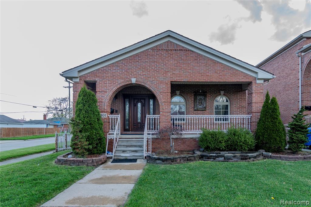 8401 Fenton Street, Dearborn Heights, MI 48127 — Photo 2