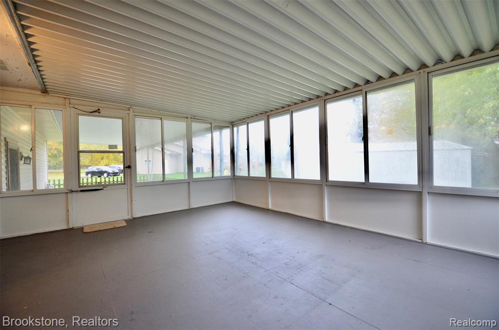 7244 Chapel View Drive, Clarkston, MI — Photo 23