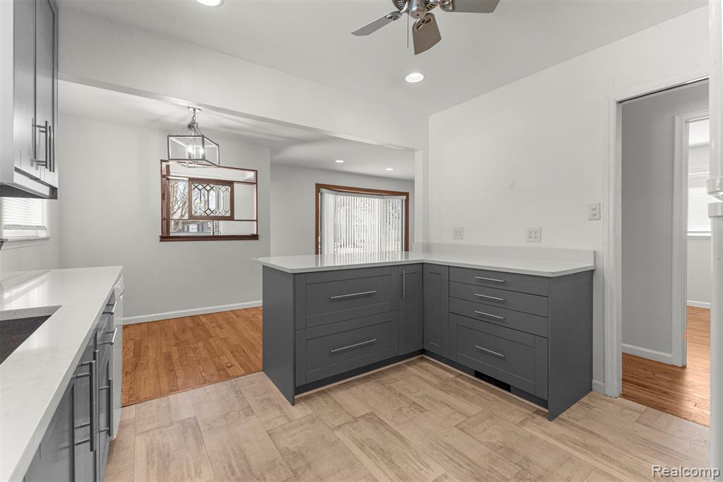4142 Gertrude Street, Dearborn Heights, MI 48125 — Photo 16