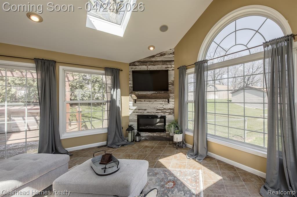 4040 Rollins Avenue, Waterford, MI 48329 — Photo 26