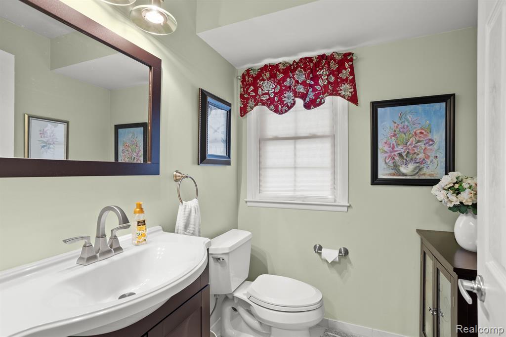 5551 NORTHCOTE, West Bloomfield, MI — Photo 21