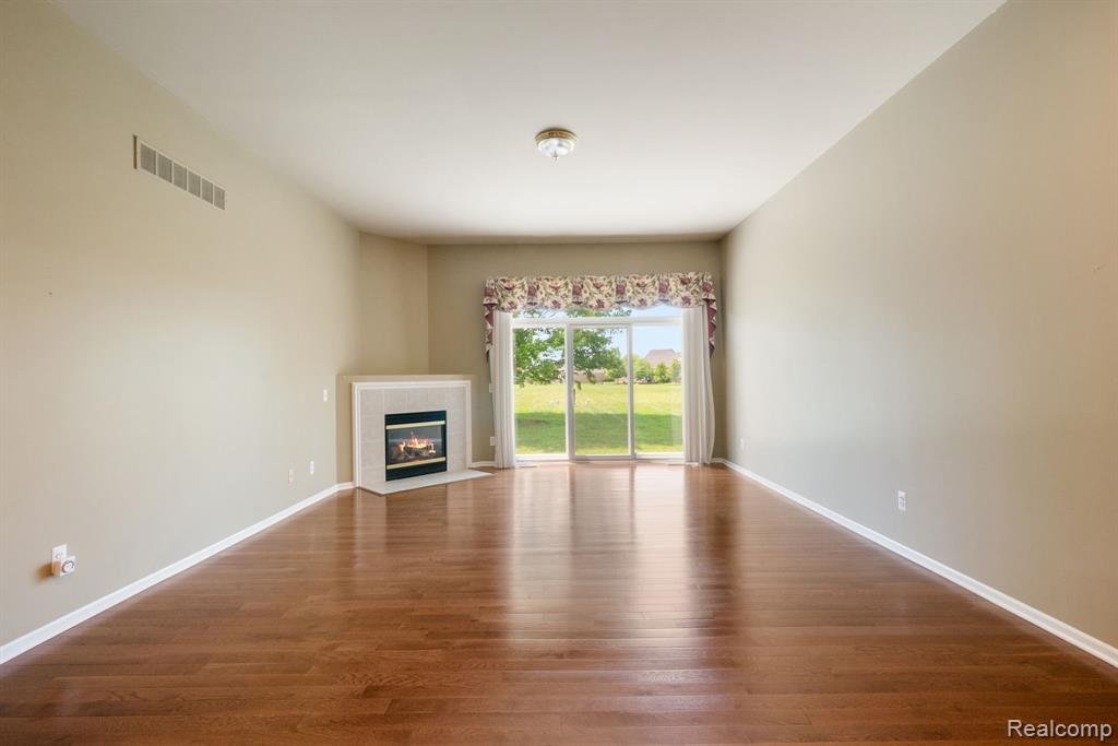 40658 Saint Louis Drive, Clinton Twp, MI 48038 — Photo 28