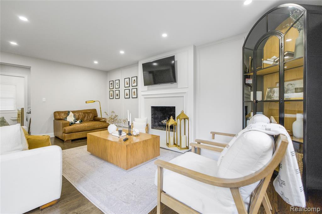 7005 Cathedral Drive, Bloomfield Hills, MI 48301 — Photo 18