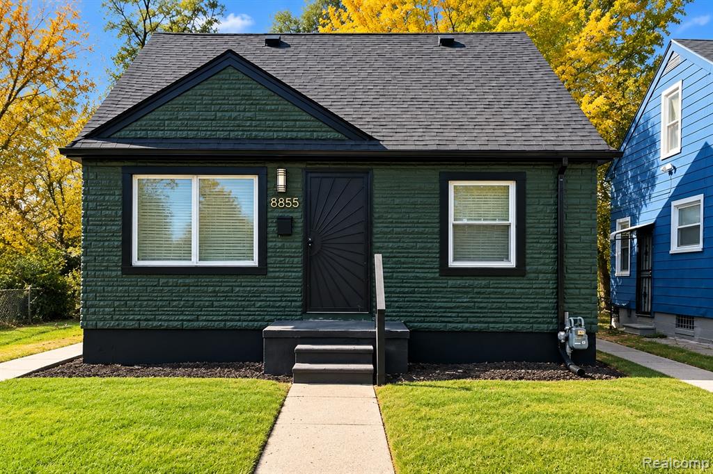 8855 Stout Street, Detroit, MI 48228