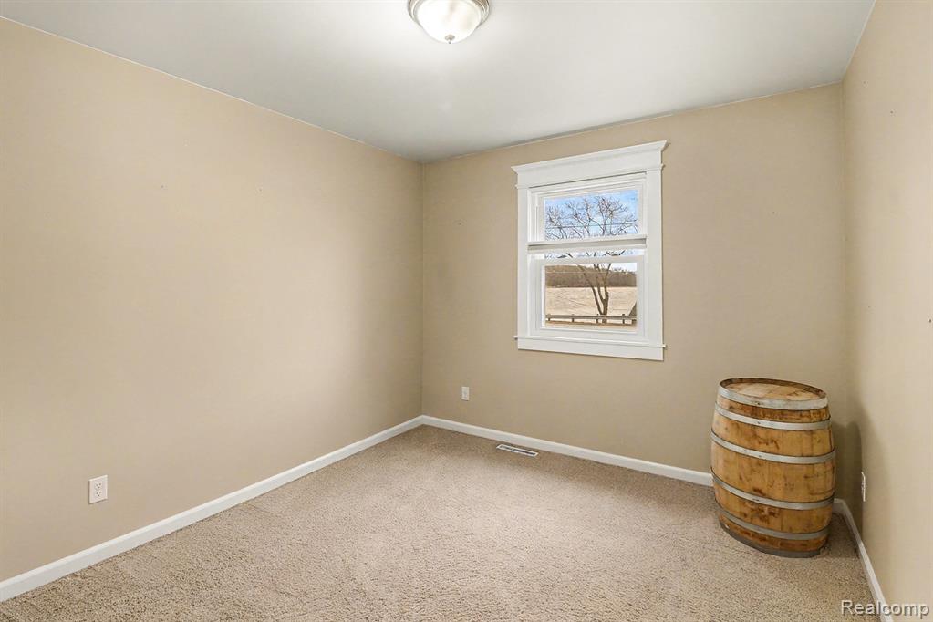 6561 Bennett Lake Road, Fenton, MI 48430 — Photo 12