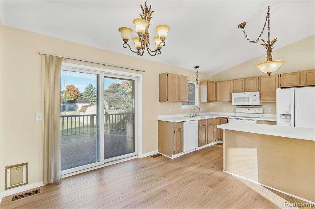 6068 Hearthside Place, Grand Blanc, MI 48439 — Photo 25