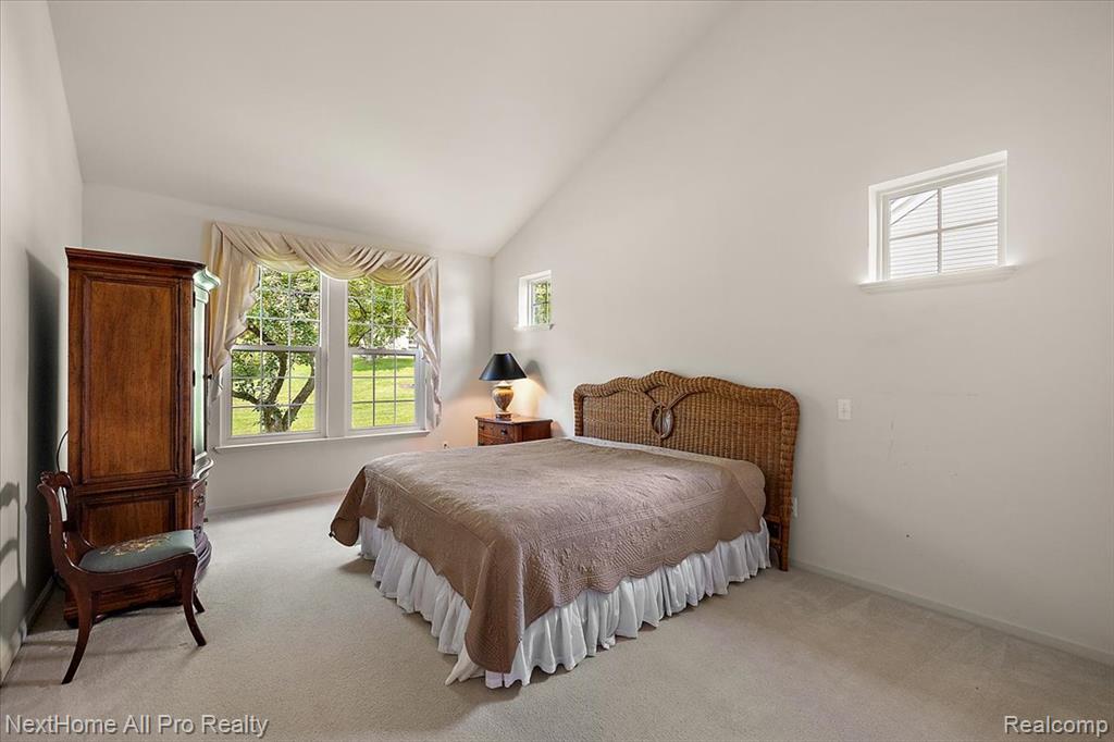 838 Knolls Landing Drive, 6, Milford, MI 48381 — Photo 17