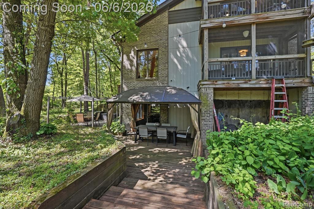 356 Avanti Lane, Highland, MI — Photo 50