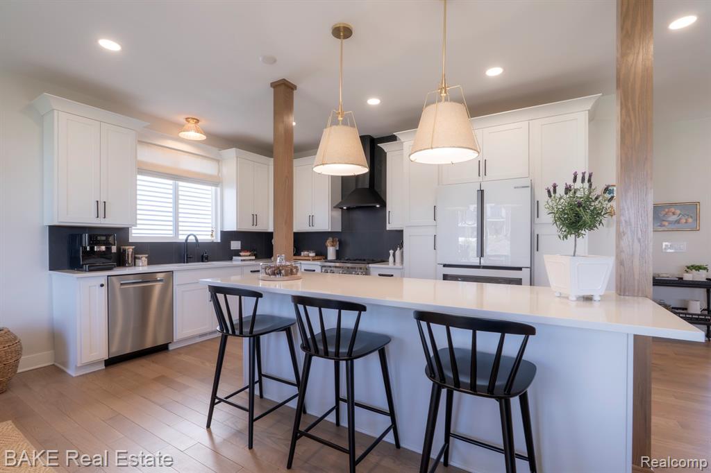 205 Mountain View Lane, Milford, MI 48381 — Photo 13