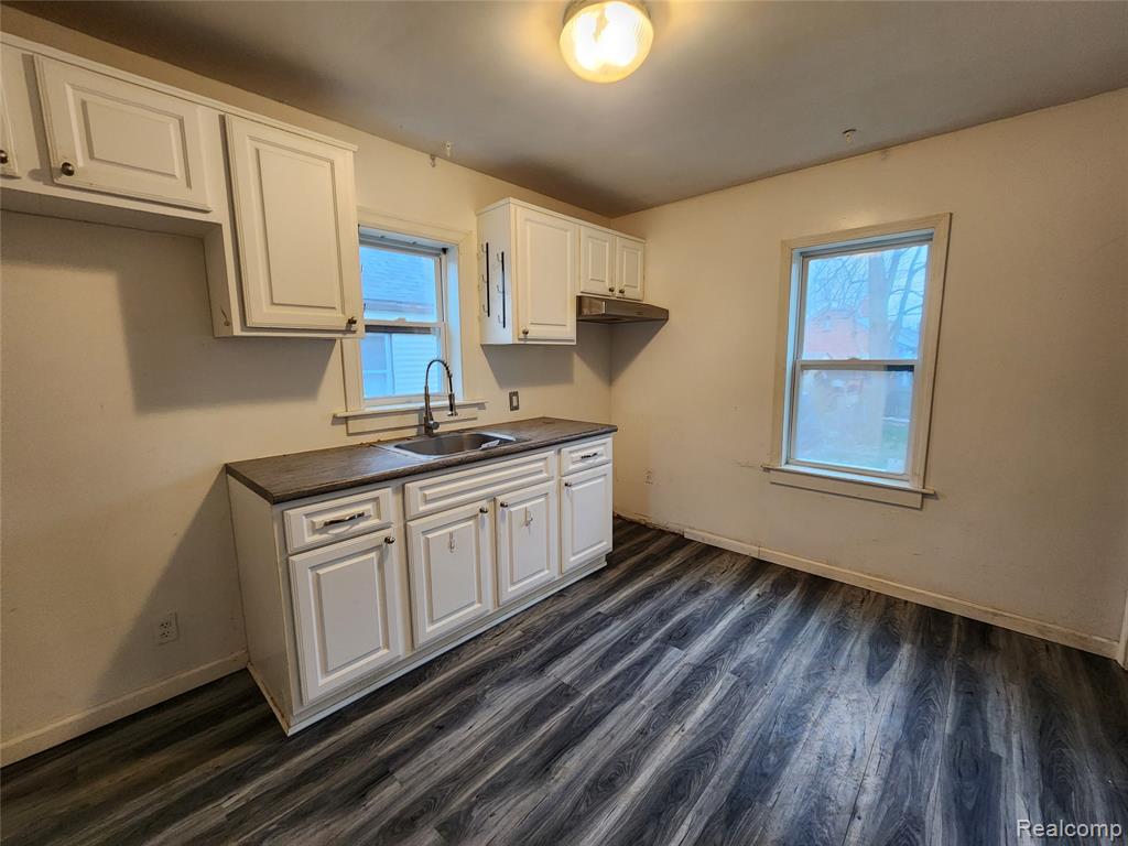 965 Voorheis Street, Pontiac, MI 48341 — Photo 8