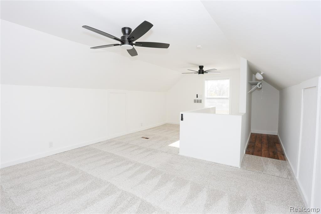8411 Plainview Avenue, Detroit, MI 48228 — Photo 10