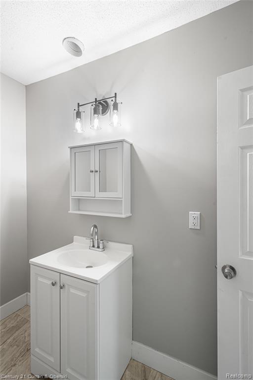 3054 Cadillac Boulevard, Redford, MI 48214 — Photo 16