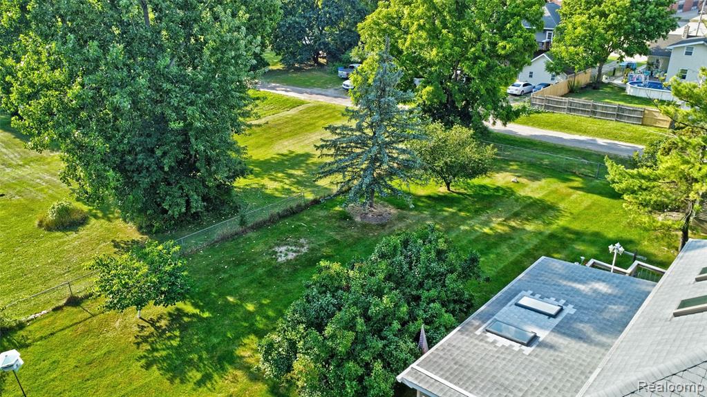 8028 Clarence Street, Goodrich Vlg, MI — Photo 64