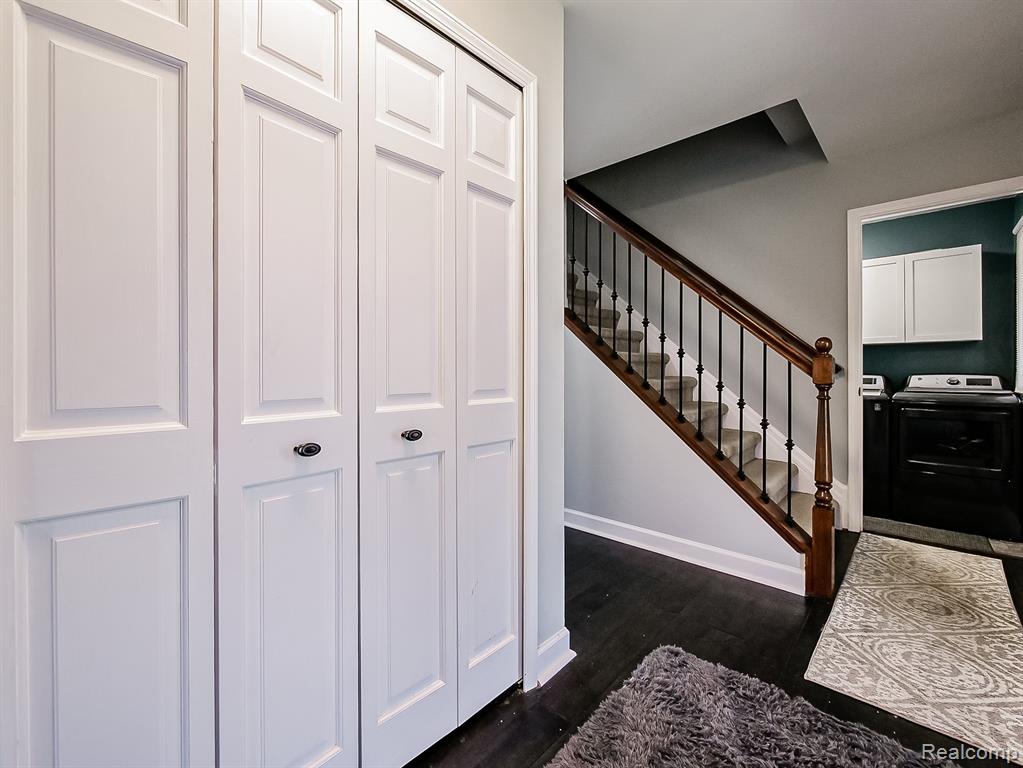 25911 Buckminster Drive, Novi, MI — Photo 18
