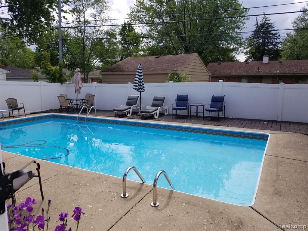 535 JAMAICA Drive, Troy, MI 48083 — Photo 31