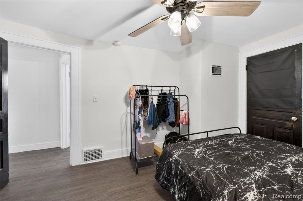 925 W Kalamazoo Street, Lansing, MI 48915 — Photo 47