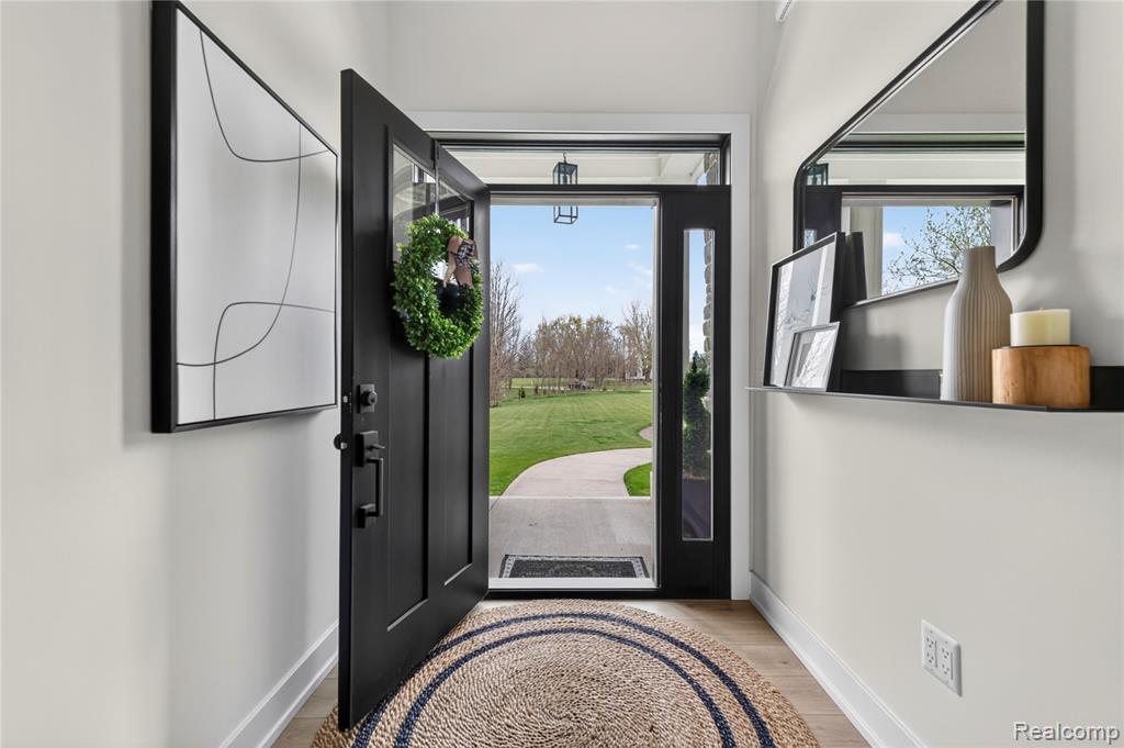 8439 Holcomb Road, Clarkston, MI 48348 — Photo 19