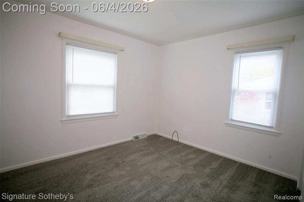 6038 S Main Street, Clarkston, MI — Photo 8