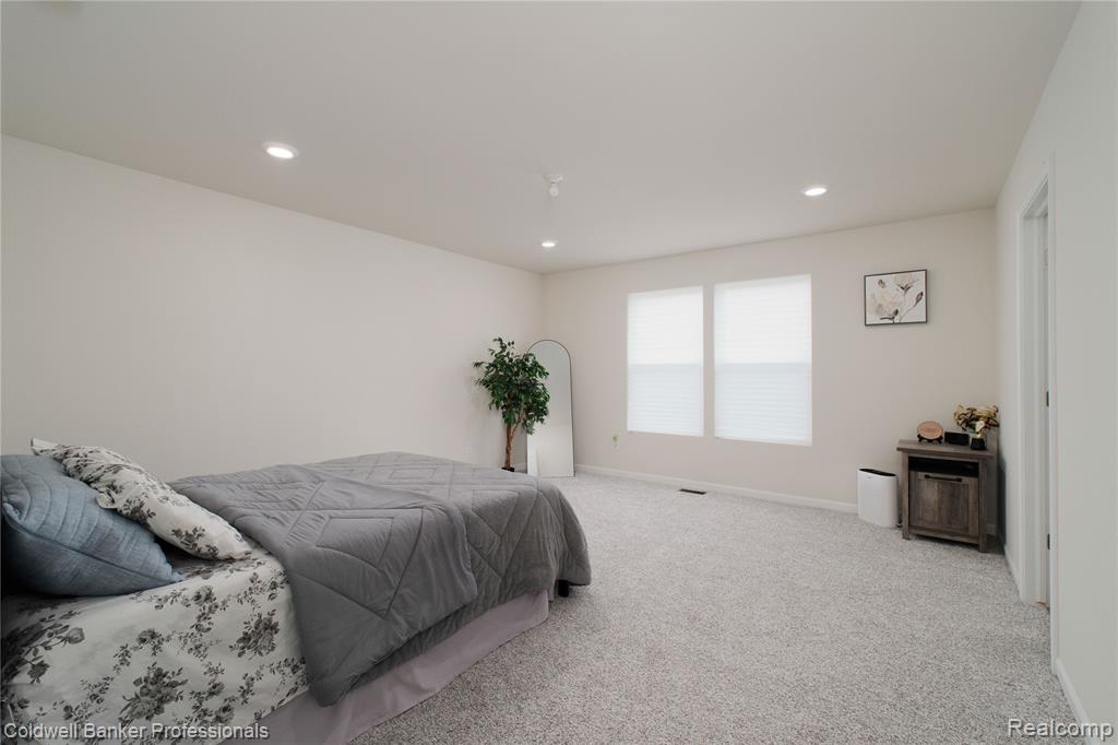 4813 Marquette Drive, Milford, MI 48381 — Photo 23