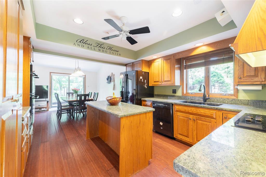 8511 Bridge Road, Grosse Ile, MI 48138 — Photo 15