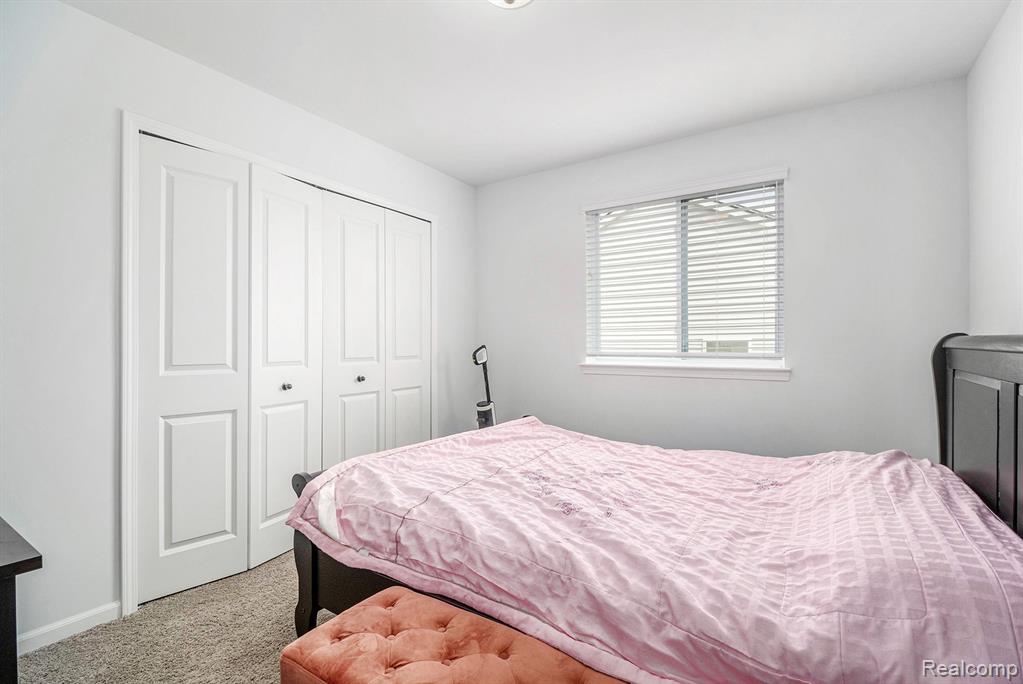 8301 Berwick Drive, Westland, MI — Photo 13