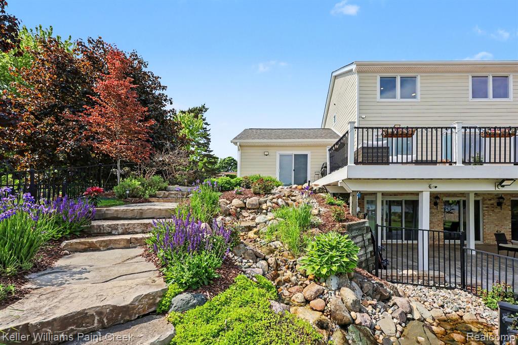2560 Browning Drive, Lake Orion, MI — Photo 35