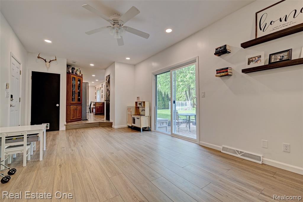 1574 Farnsworth Road, Lapeer, MI 48446 — Photo 24