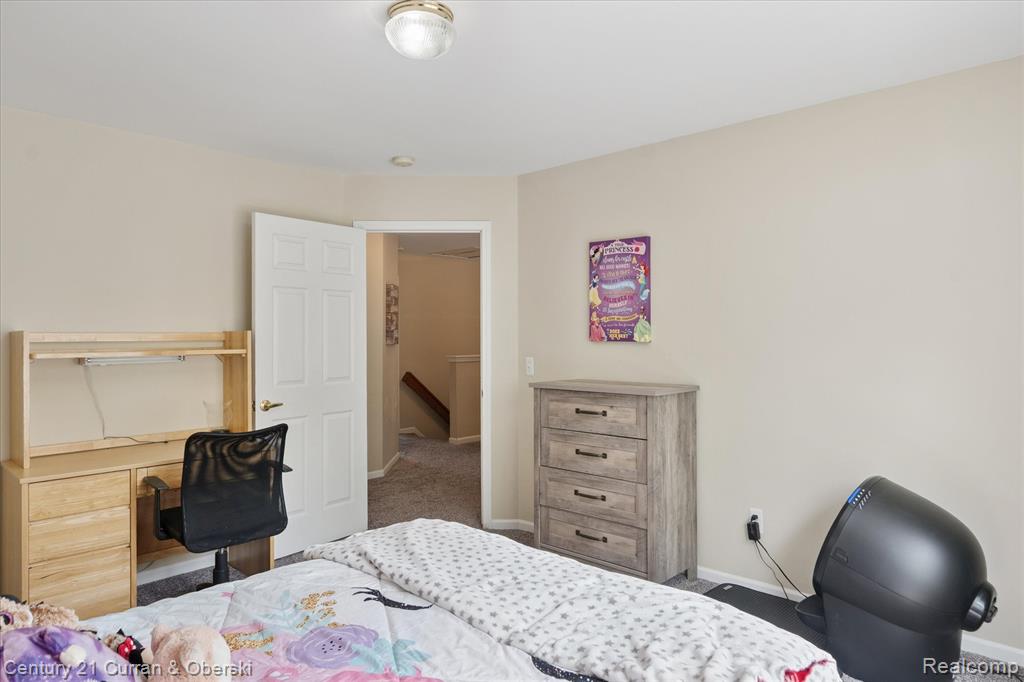 4025 Forest Edge Drive, Commerce Twp, MI 48382 — Photo 32